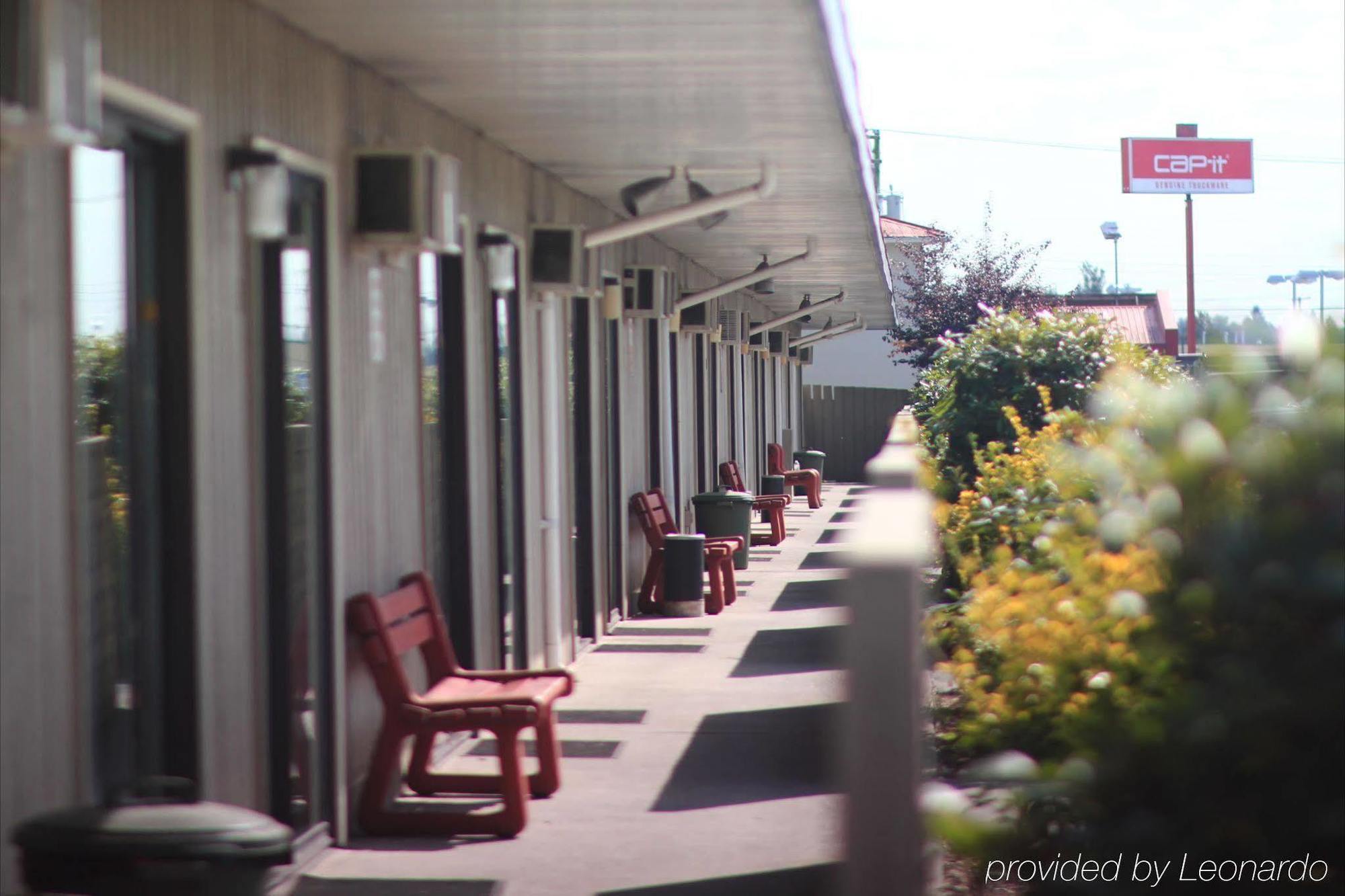 Westward Inn & Suites Distrito de Distrito de Langley Exterior foto