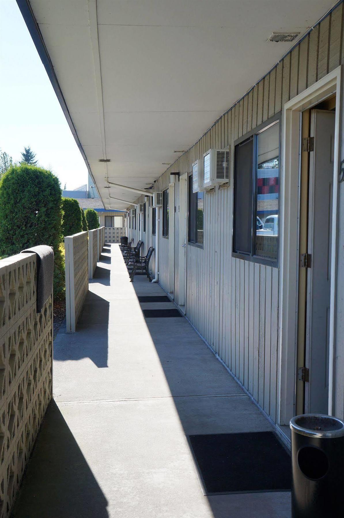 Westward Inn & Suites Distrito de Distrito de Langley Exterior foto